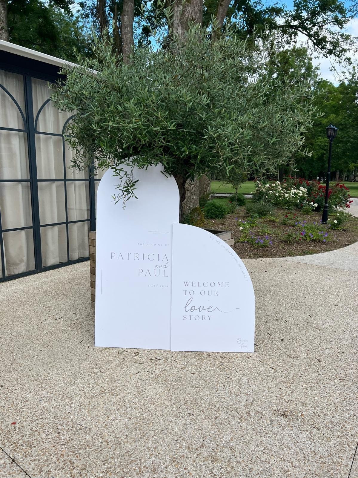 XL Wedding Welcome Sign, Soft Lines Collection