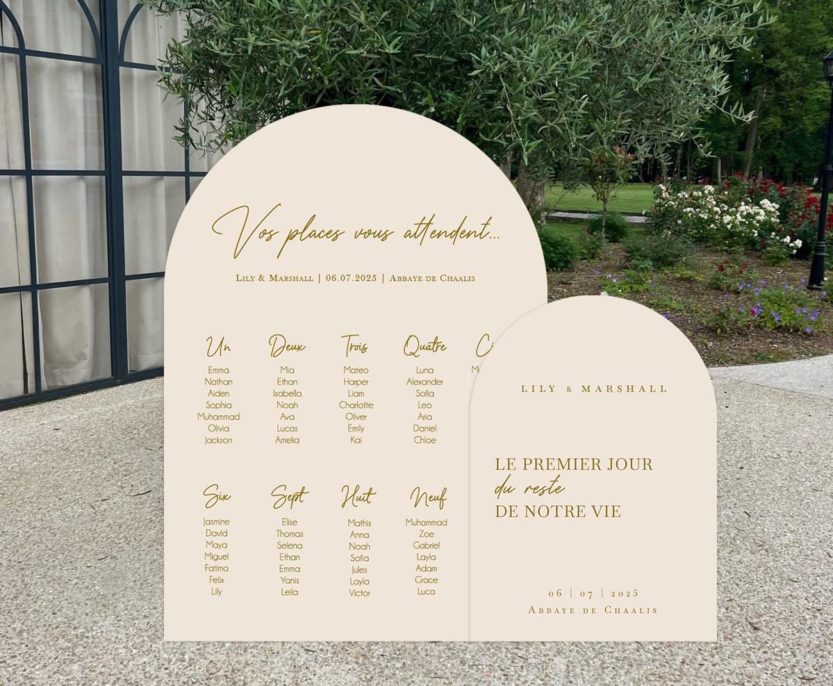 Ensemble plan de table et panneau de bienvenue en forme d’arche coloris beige