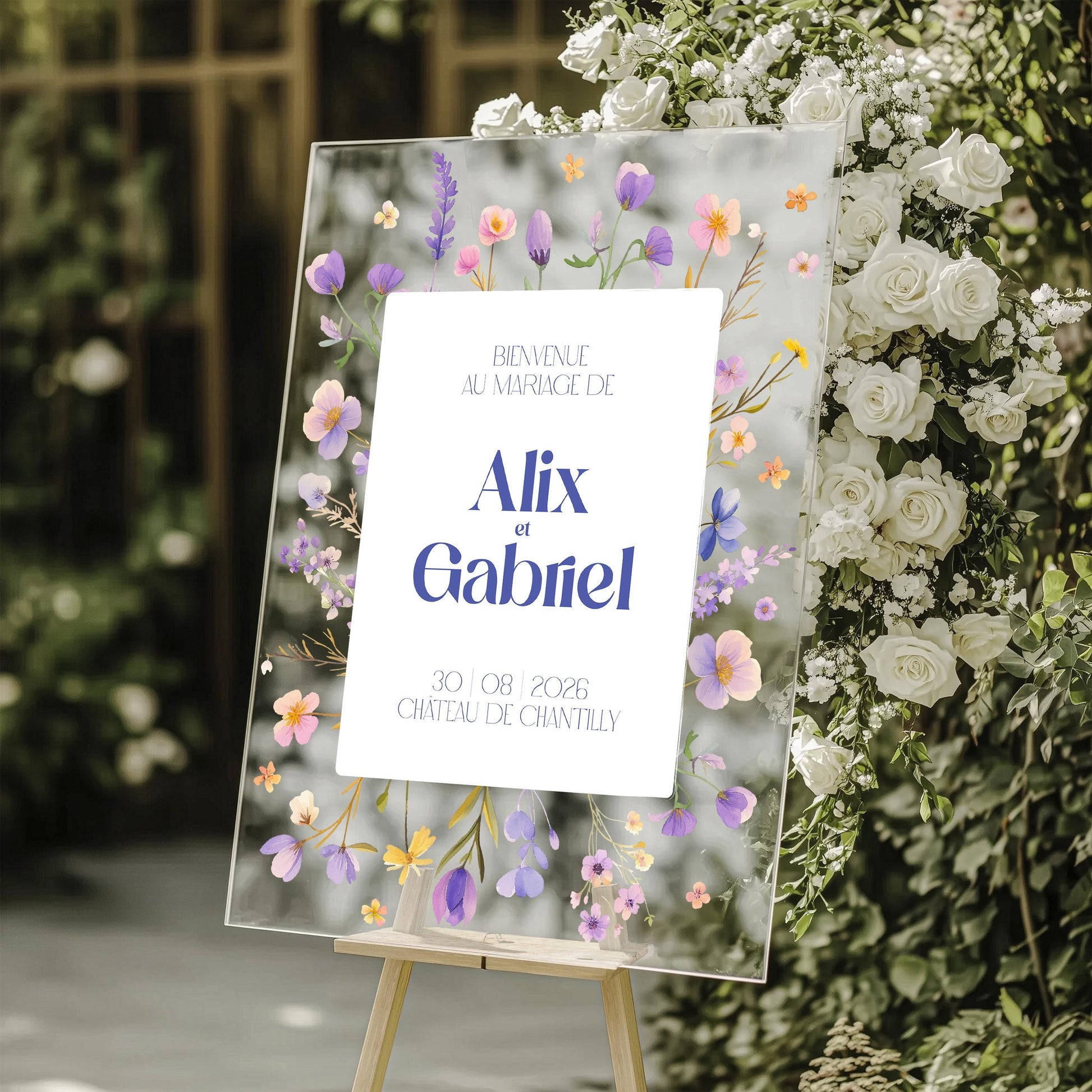 Panneau de bienvenue en plexiglass fleurs mauve, rose et blanc avec texte sur fond blanc, design 3.