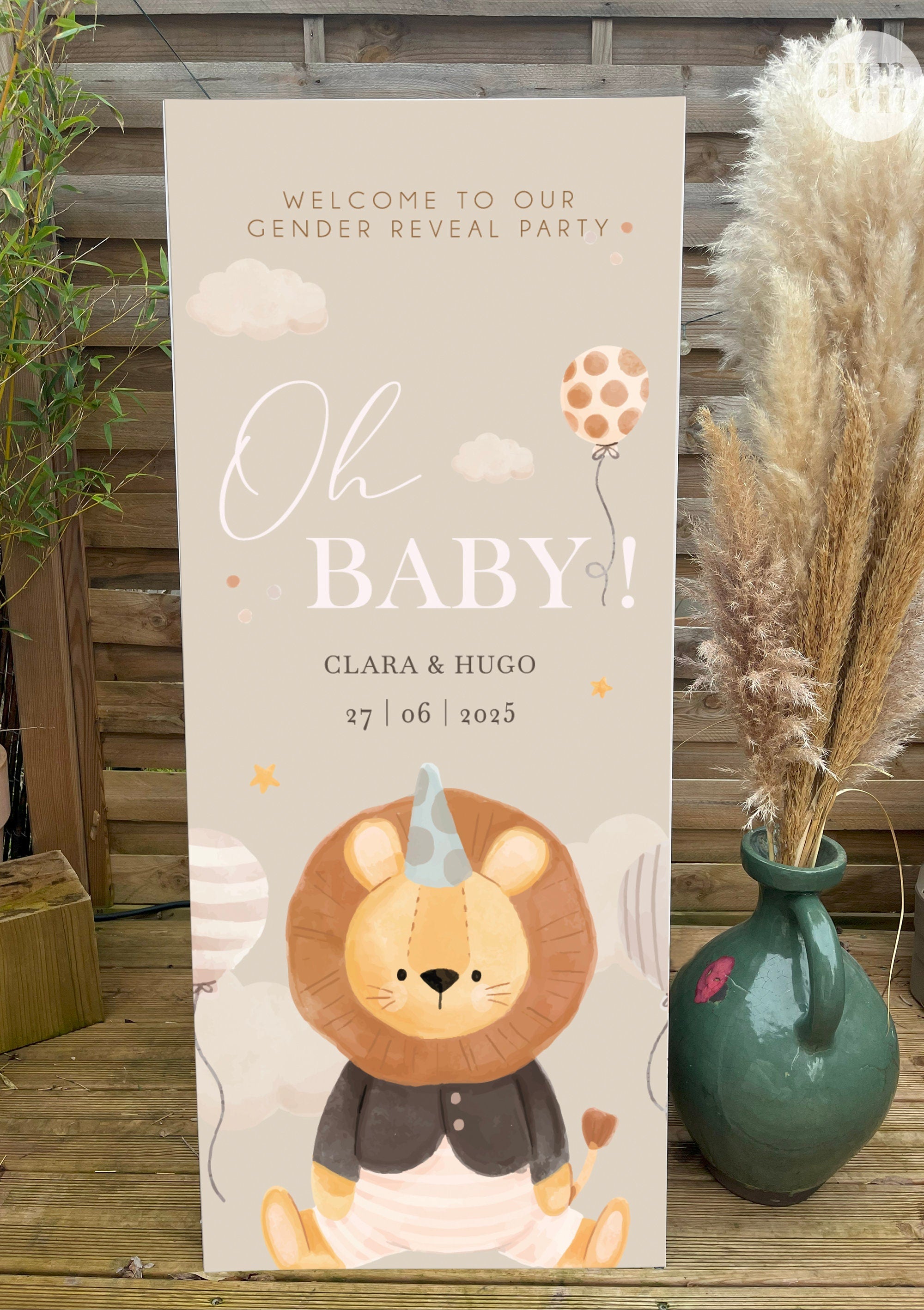 Panneau de bienvenue gender reveal en forex taille XL, personnalisé avec un lion adorable et l’inscription « Oh Baby », idéal pour une déco tendre et chaleureuse.