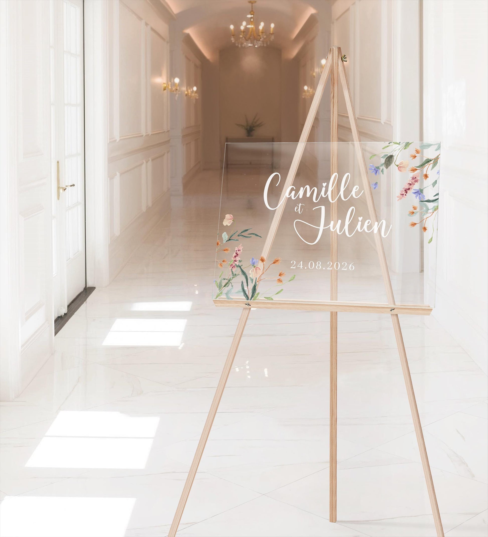 Panneau de bienvenue mariage en plexiglass transparent, décoré de fleurs roses, orange et violettes, texte calligraphie, design 3