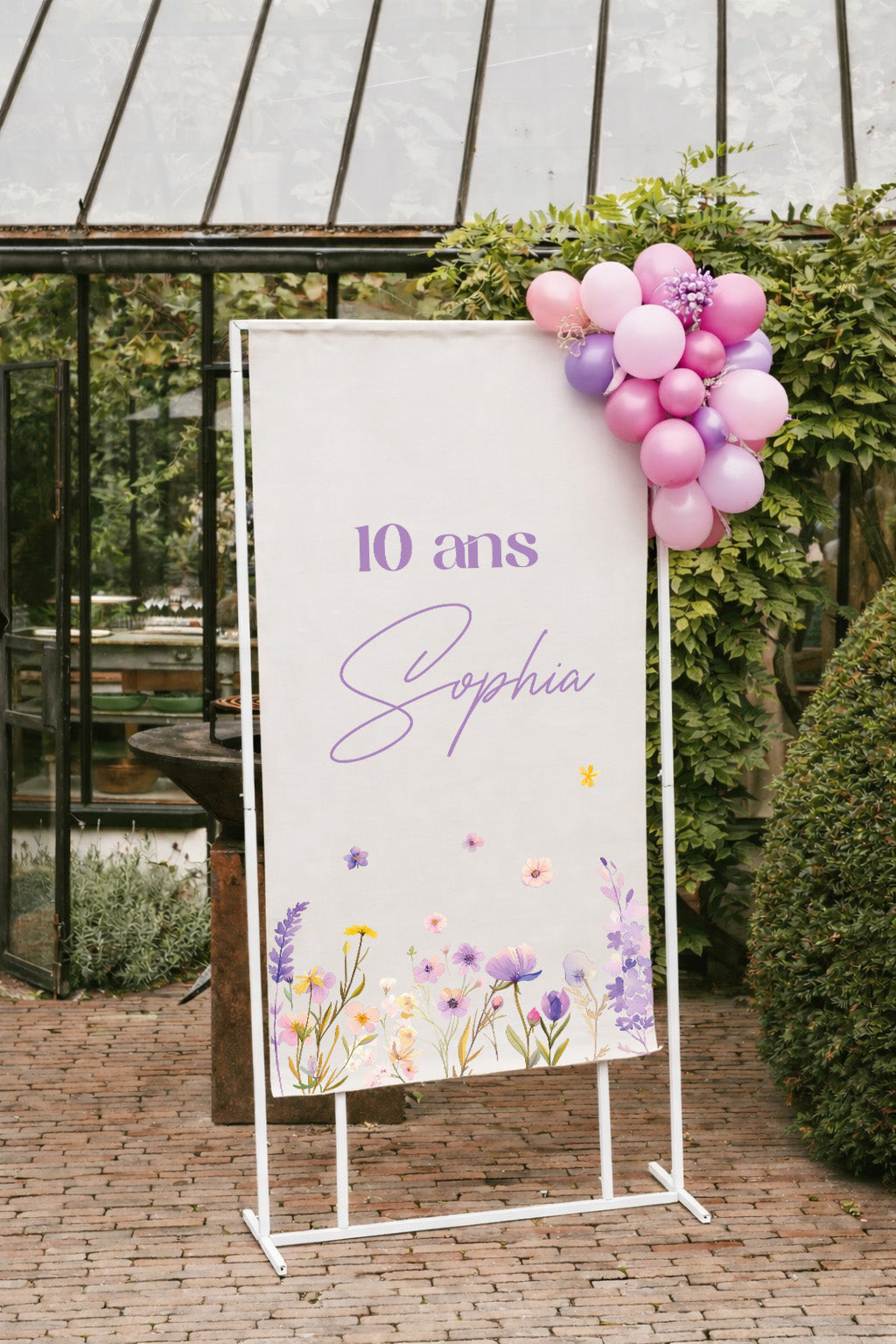 Panneau anniversaire 10 ans en tissu aspect lin – Décoration florale pastel