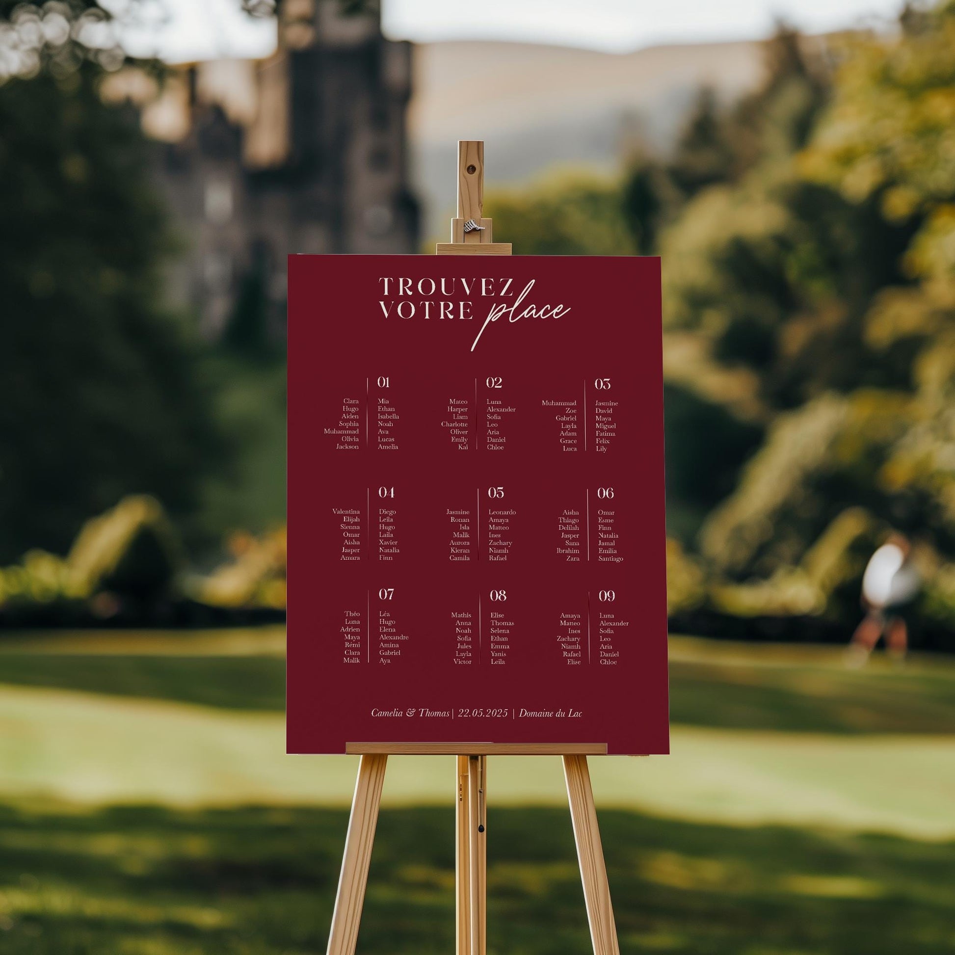 Plan de table mariage en forex bordeaux, modèle "Trouvez votre place", élégant et moderne pour guider vos invités.