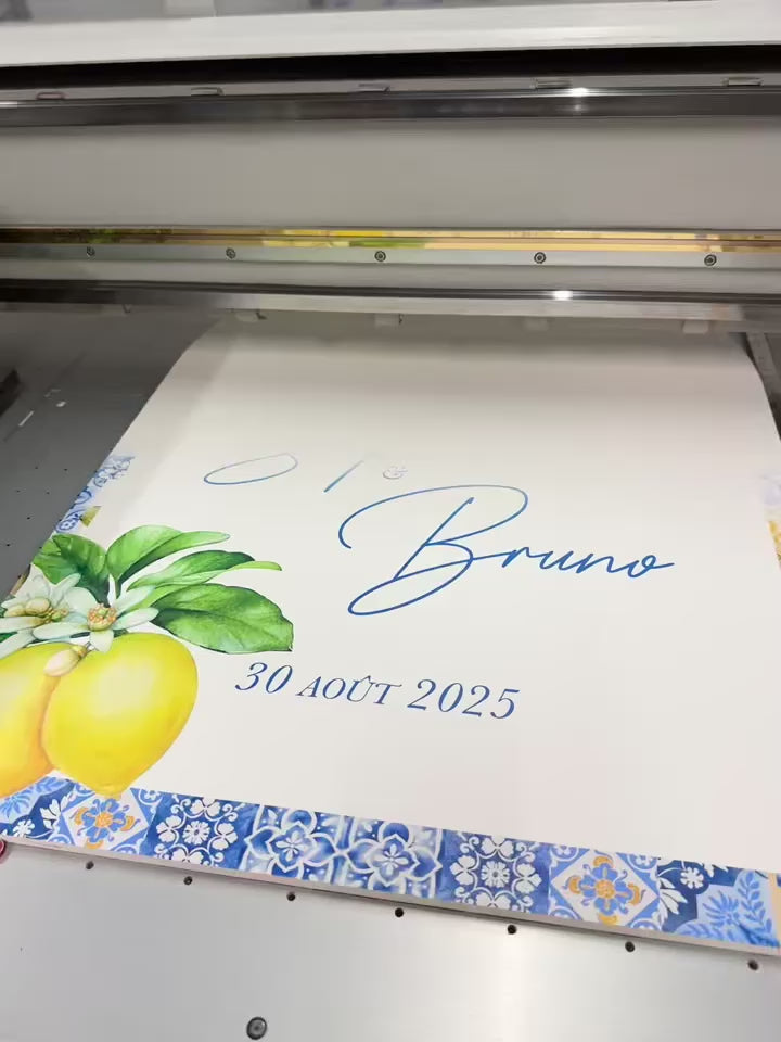 Charger la vidéo : Panneau de bienvenue mariage arche – Dolce vita &amp; citron