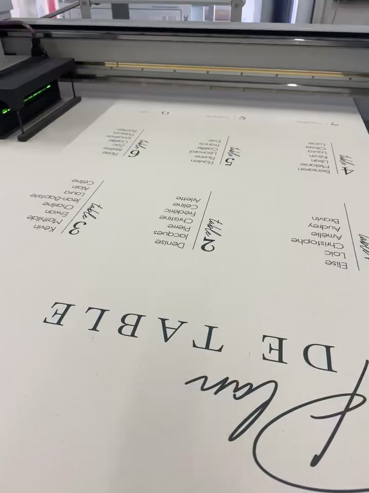 Charger la vidéo : Plan de table mariage en tissu aspect lin – Élégant &amp; personnalisé